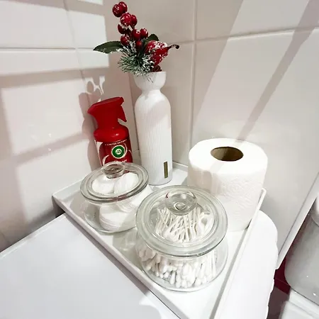 Stylish In Heart Of Zizkov Near Iconic Sites Apartamento *