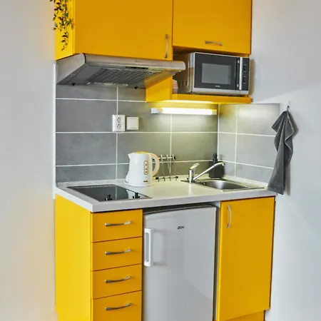 Apartment Stylish In Heart Of Zizkov Near Iconic Sites