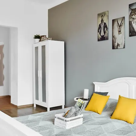 Apartment Stylish In Heart Of Zizkov Near Iconic Sites Prague