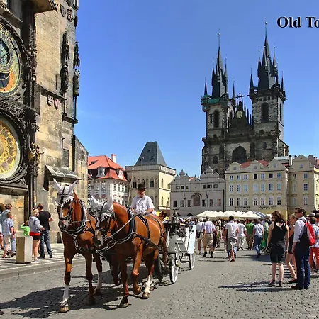 Stylish In Heart Of Zizkov Near Iconic Sites Prague